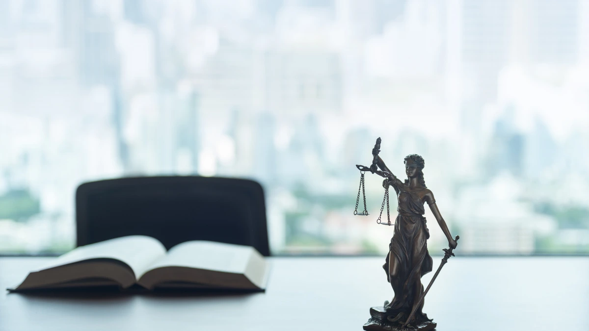 Artificial intelligence in judicial decision-making and courts